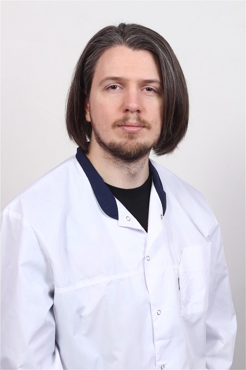 Линник Эдуард Максимович Линник Эдуард Максимович